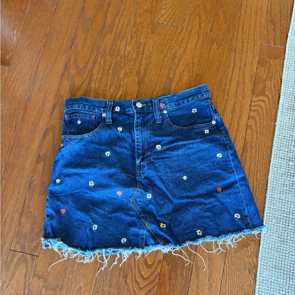 Madewell Dresses & Skirts - Madewell Dark Blue Embroidered Denim Mini Skirt